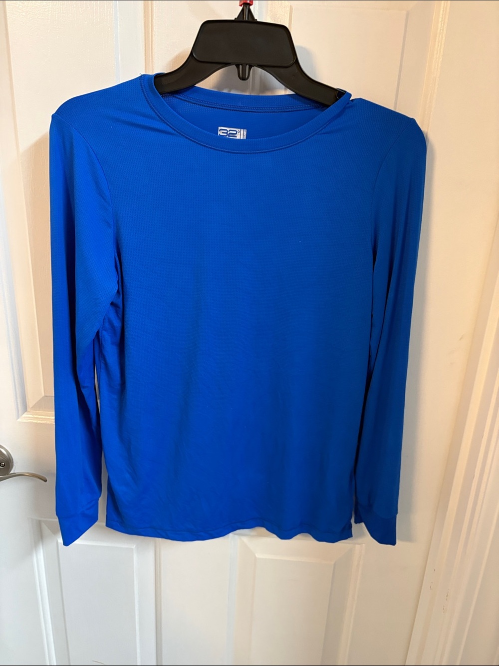 32 degrees cool Bright Royal Blue Long Sleeve Crew Tee sz L women’s